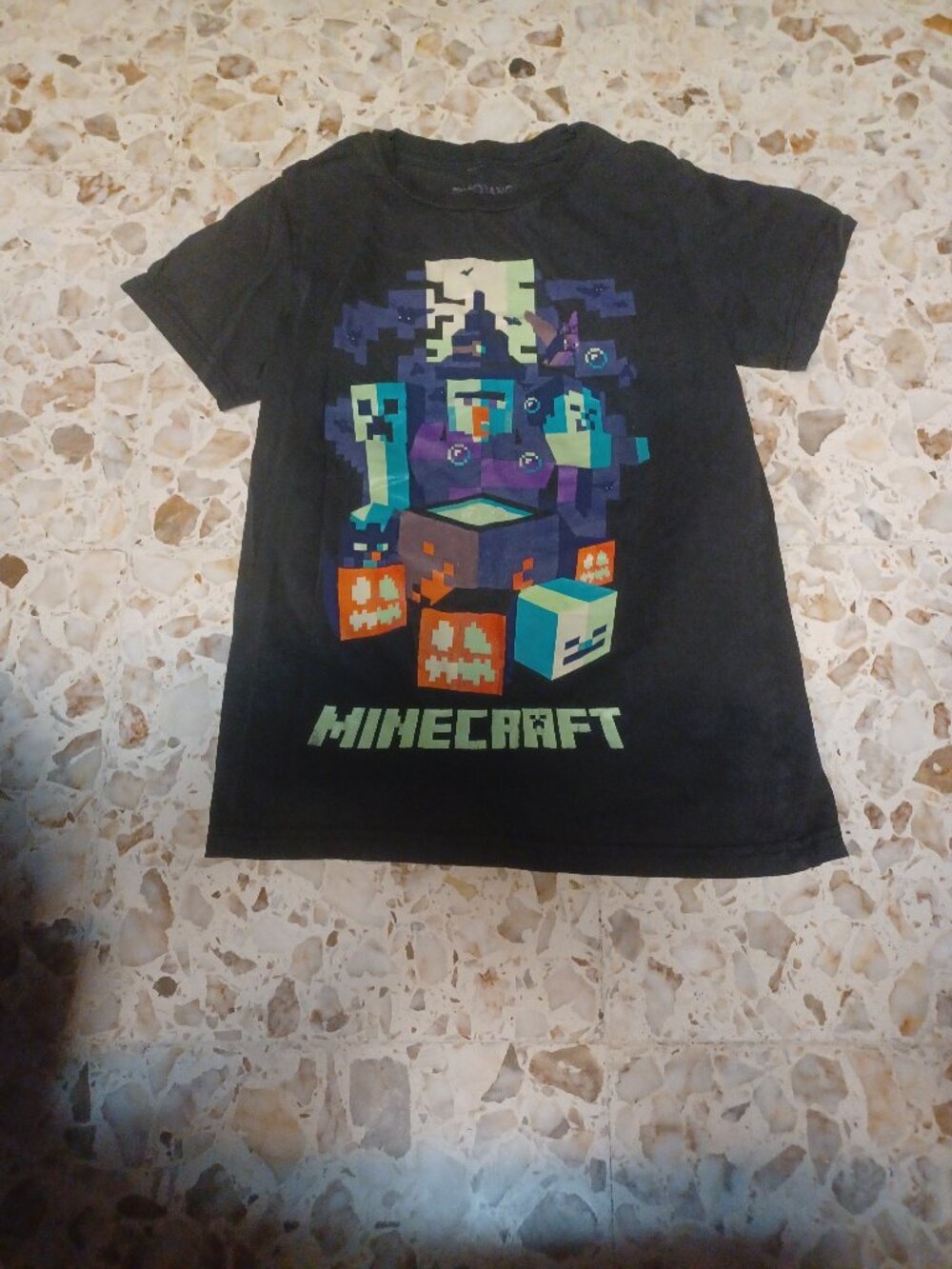 Mojang Kid's Minecraft Short Sleeve Tee M Black